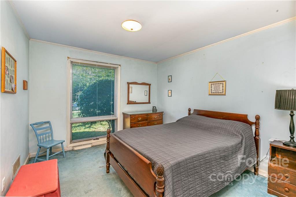 3208 Spring Valley Road Charlotte, NC 28210 - Photo 16 of 27 Gallery Image 16
