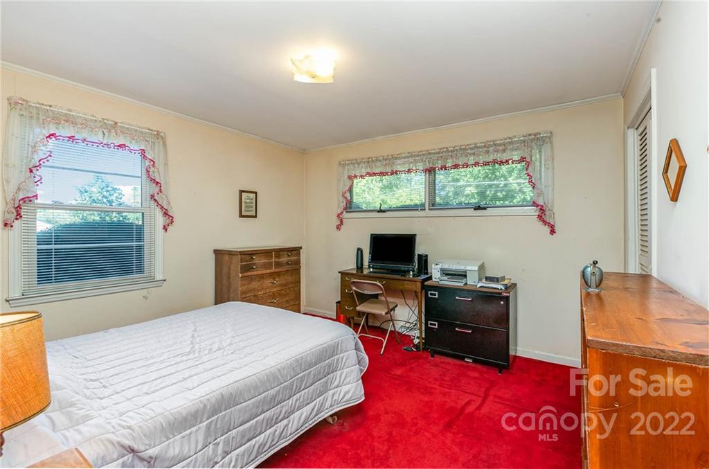 3208 Spring Valley Road Charlotte, NC 28210 - Photo 19 of 27 Gallery Image 19