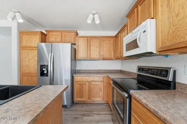 $385,000 | 11589 West Lee Lane, Youngtown, AZ 85363