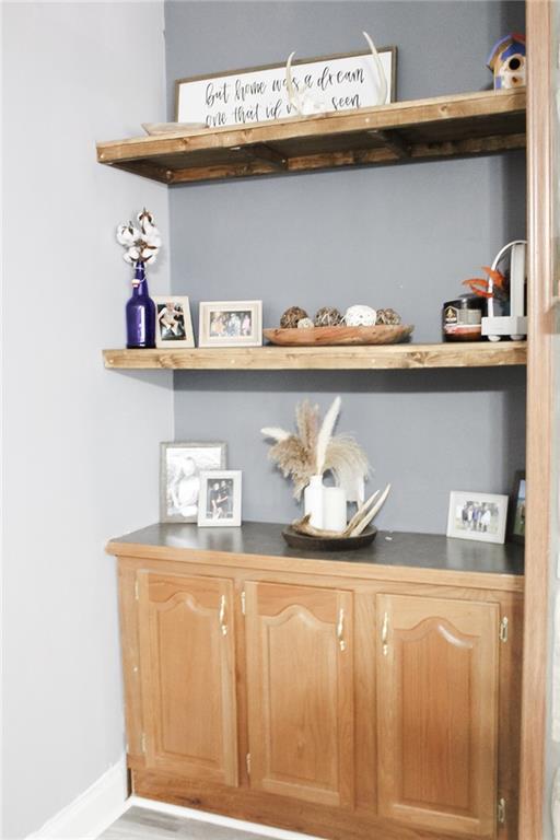 143 Lee Road Opelika, AL 36804 - Photo 28 of 61 Custom shelving