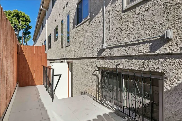 a picture of a book a book shelf