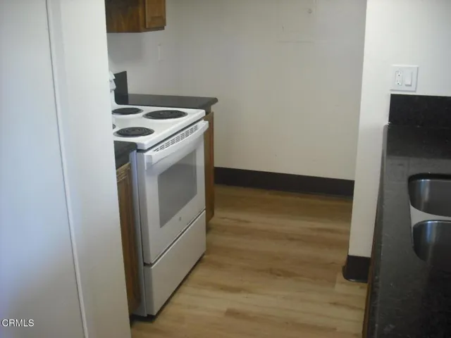 $2,500 | 766 West Hemlock Street, Port Hueneme, CA 93041