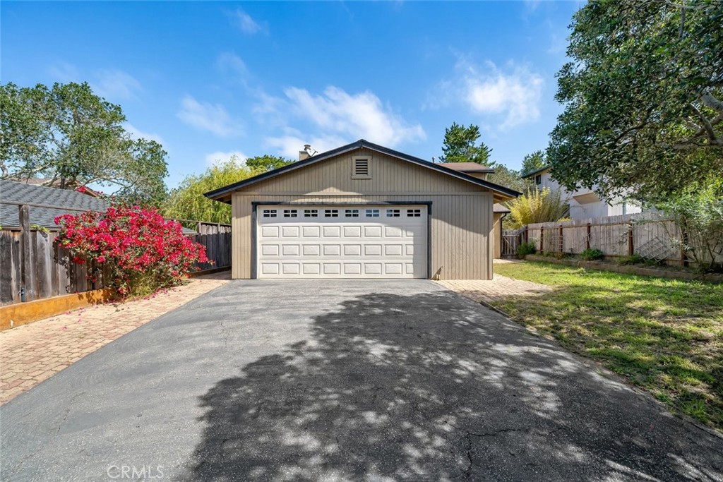 1875 Chester Lane Cambria, CA 93428 - Photo 38 of 47