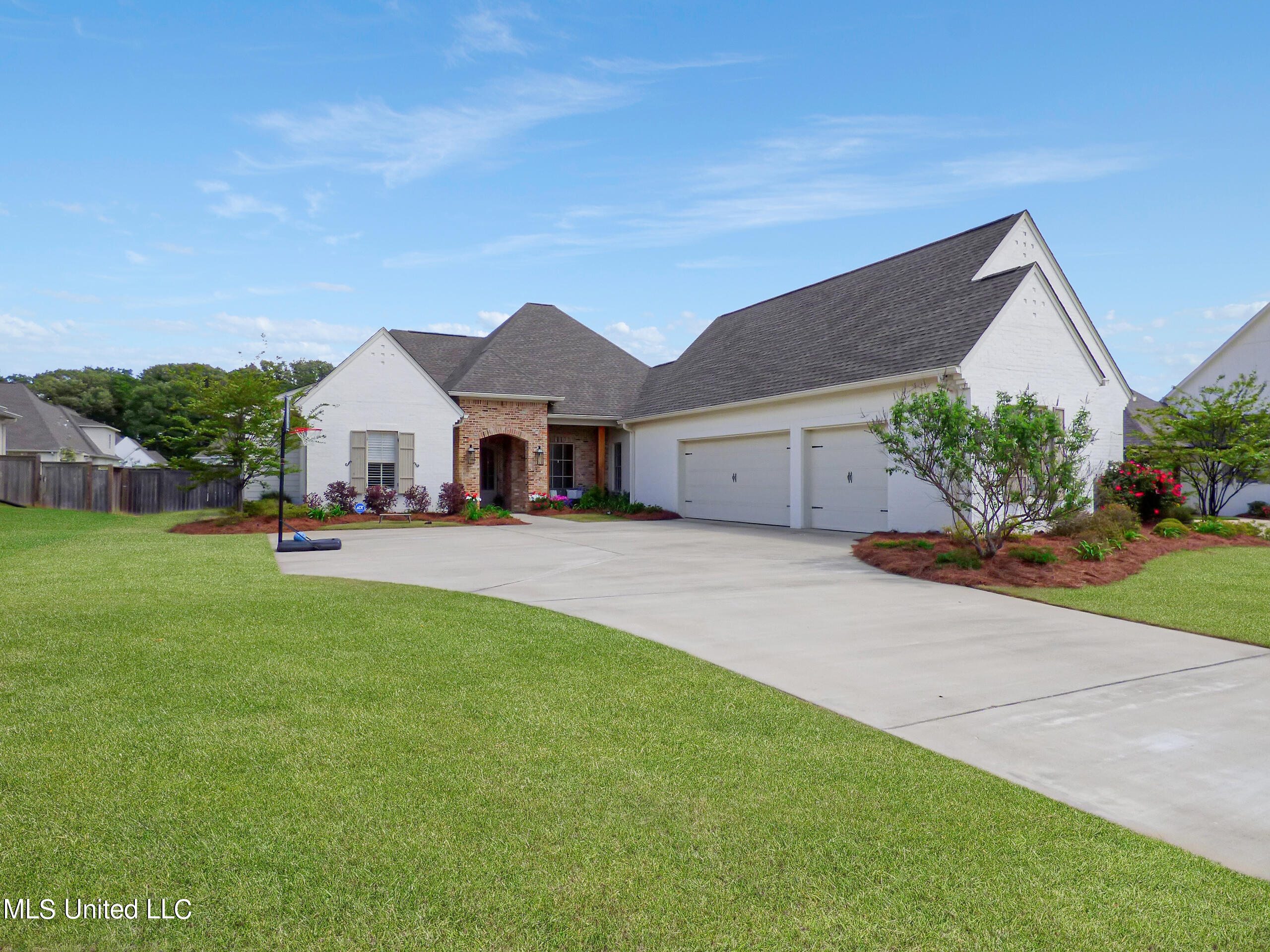 115 First Colony Boulevard Madison, MS 39110 - Photo 1 of 48 P1060048