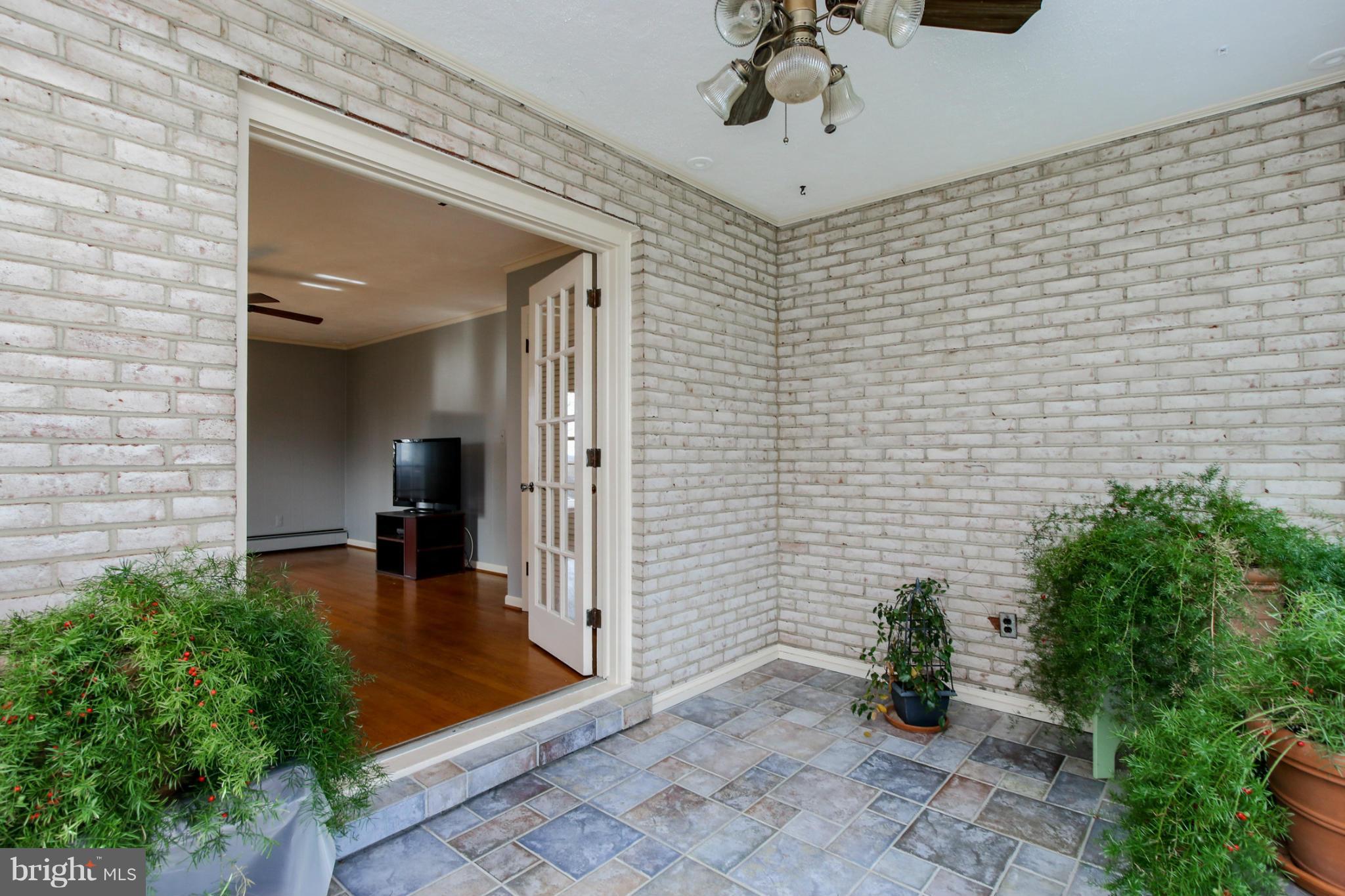 22720 Ridge Road Clarksburg, MD 20871 - Photo 12 of 30 Interior (General)