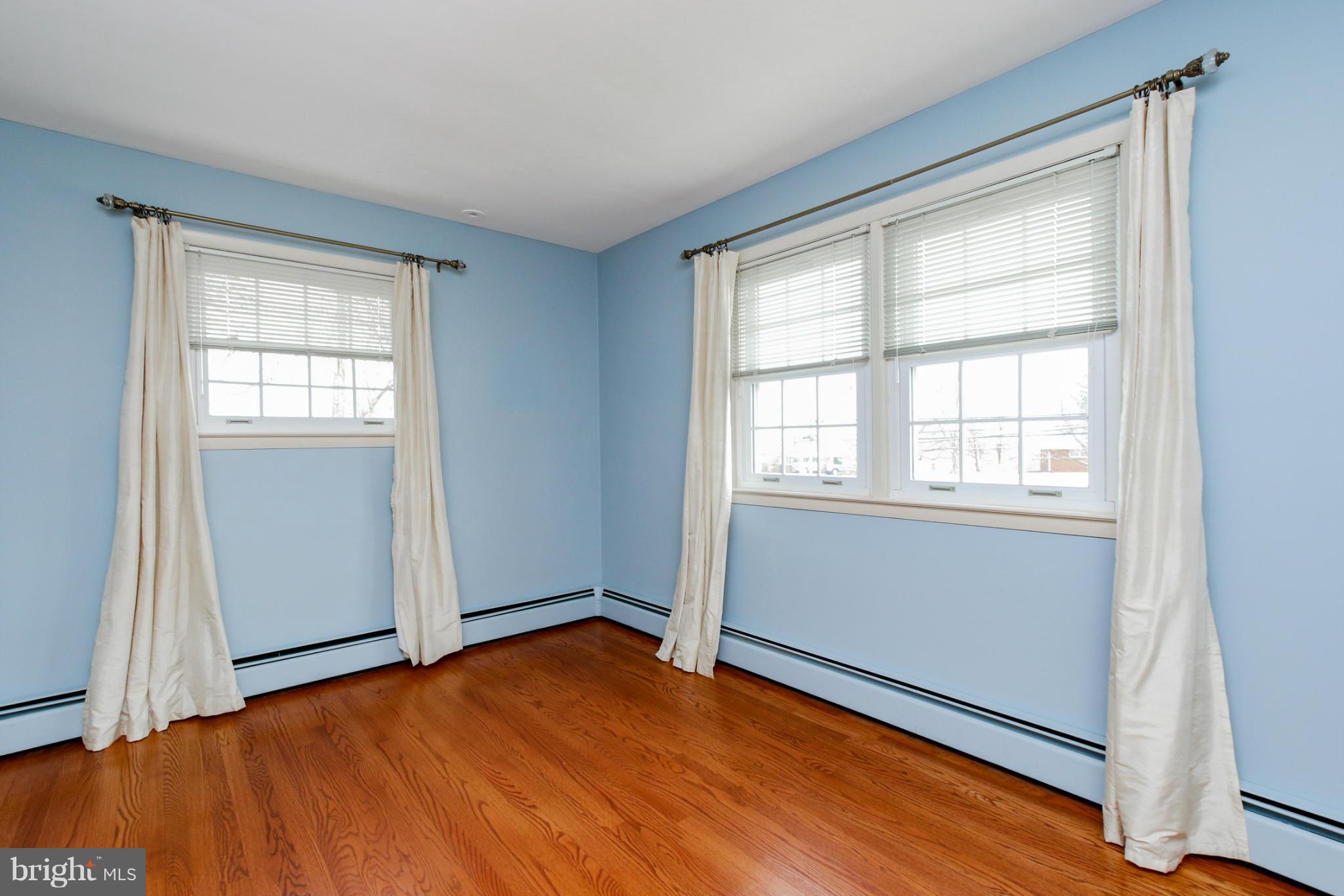 22720 Ridge Road Clarksburg, MD 20871 - Photo 18 of 30 Bedroom