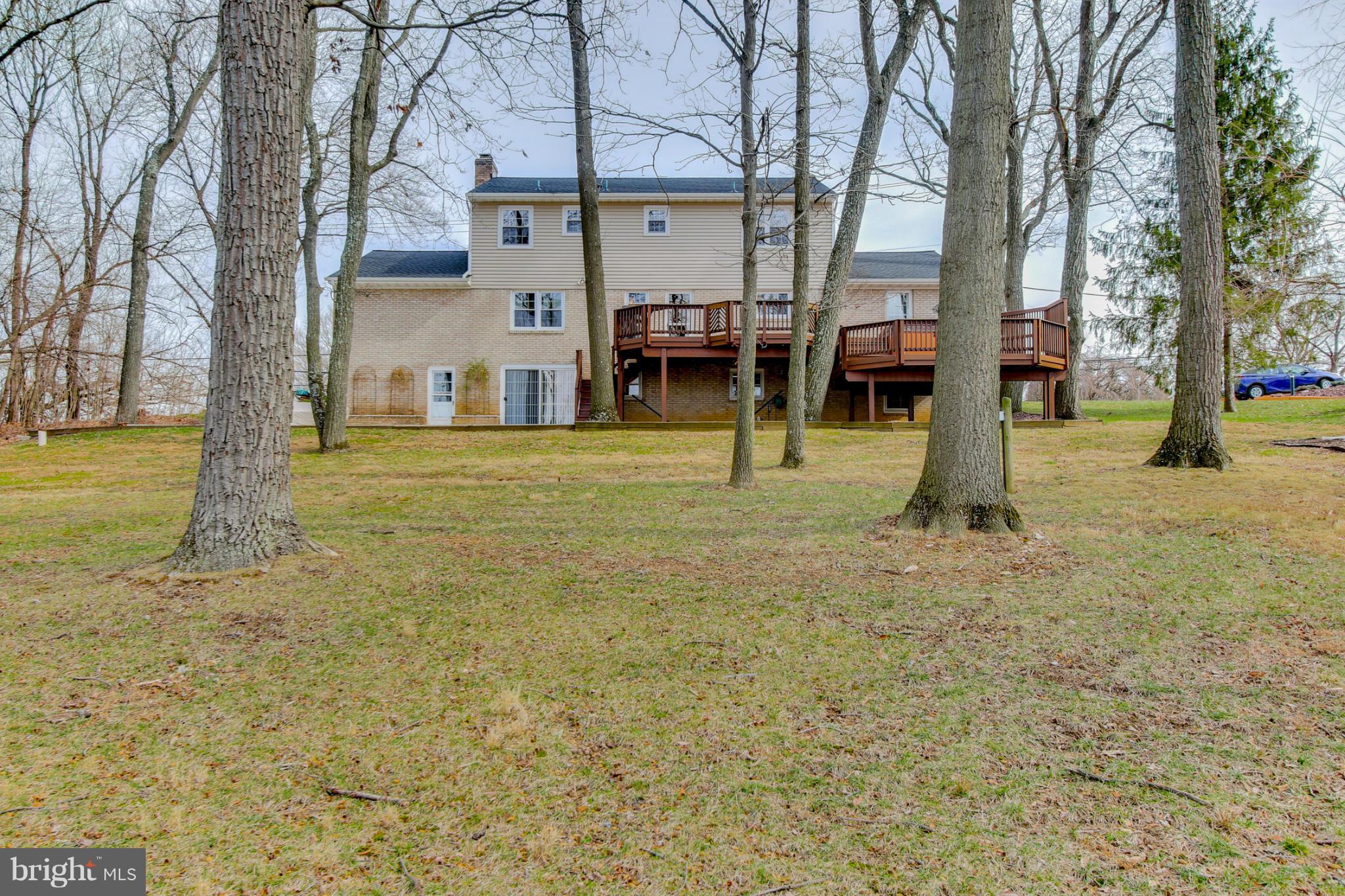 22720 Ridge Road Clarksburg, MD 20871 - Photo 29 of 30 Exterior (Rear)
