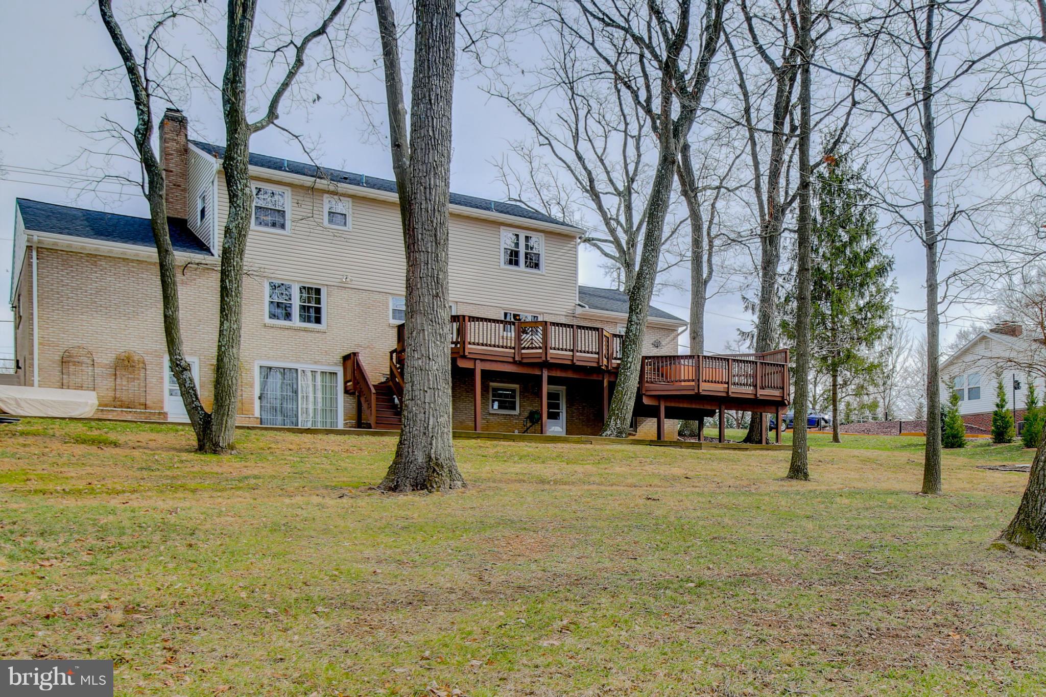 22720 Ridge Road Clarksburg, MD 20871 - Photo 30 of 30 Exterior (Rear)