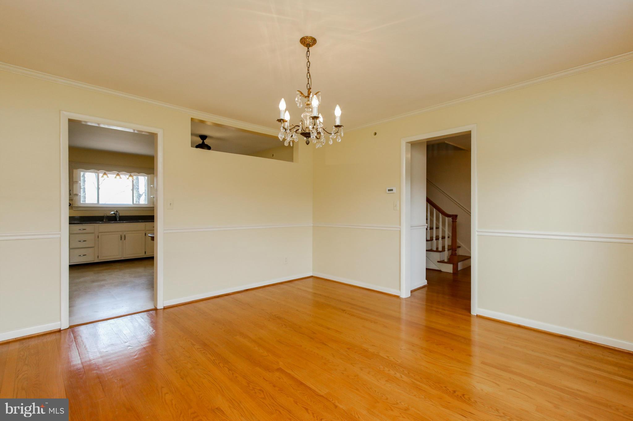 22720 Ridge Road Clarksburg, MD 20871 - Photo 10 of 30 Dining Room