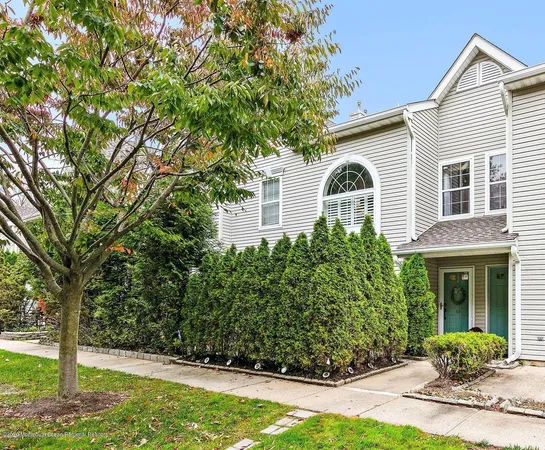 $2,400 | 49 Richmond Court, Tinton Falls, NJ 07712
