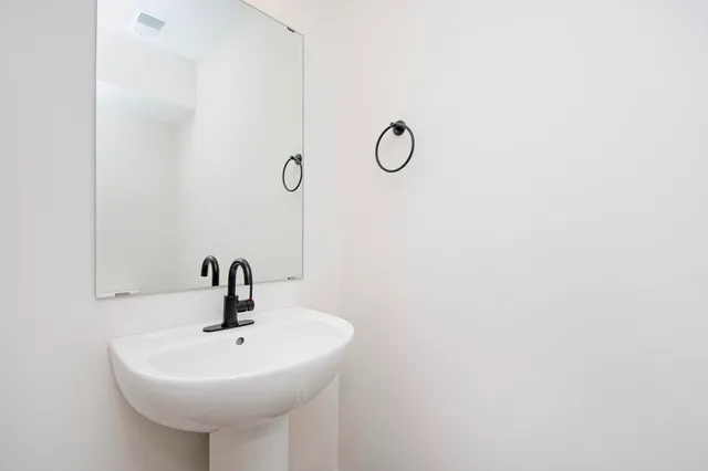 $2,450 | 1962 Park Street, La Porte, IN 46350