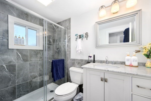 16 Hazelwood Road Dennis, MA 02660 - Photo 23 of 40