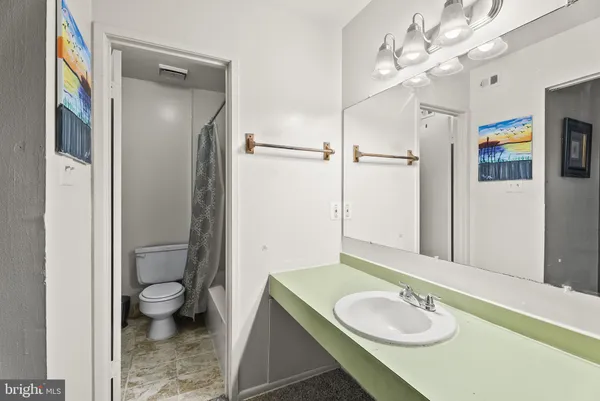 $200,000 | 10214 Prince Place, Unit 8202, Upper Marlboro, MD 20774