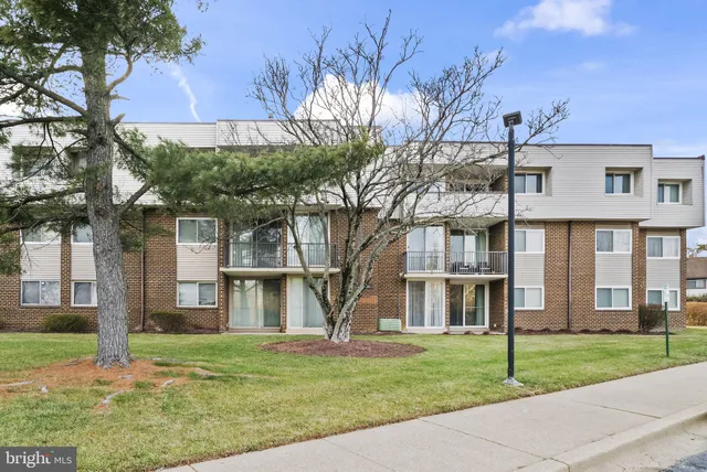 $210,000 | 10214 Prince Place, Unit 8202, Upper Marlboro, MD 20774