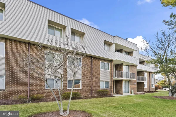 $200,000 | 10214 Prince Place, Unit 8202, Upper Marlboro, MD 20774