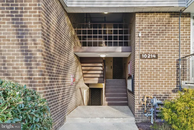 $210,000 | 10214 Prince Place, Unit 8202, Upper Marlboro, MD 20774