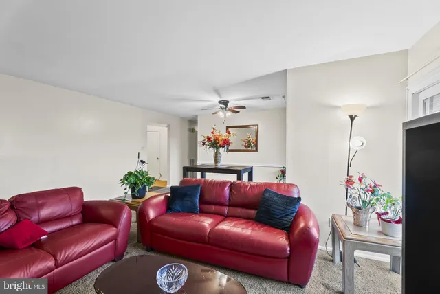 $210,000 | 10214 Prince Place, Unit 8202, Upper Marlboro, MD 20774