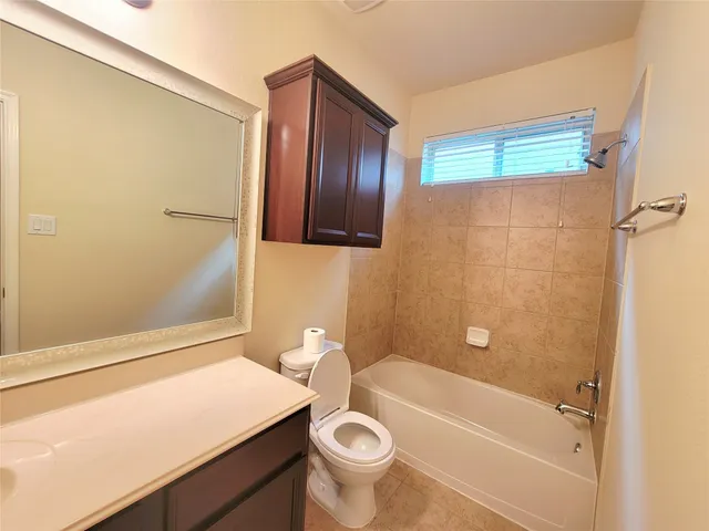 $4,500 | 5822 Crawford Hill Lane, Sugar Land, TX 77479