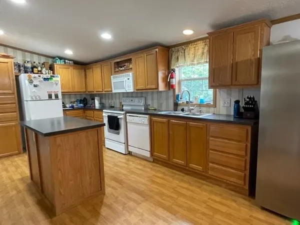 $215,000 | 1572 Apache Avenue, Nekoosa, WI 54457