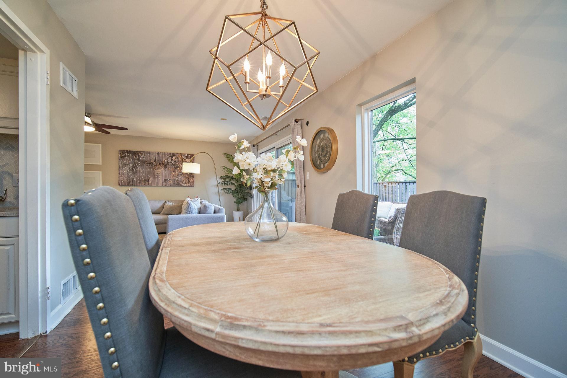 1813 Ivy Oak Square Reston, VA 20190 - Photo 8 of 28 Dining Room area
