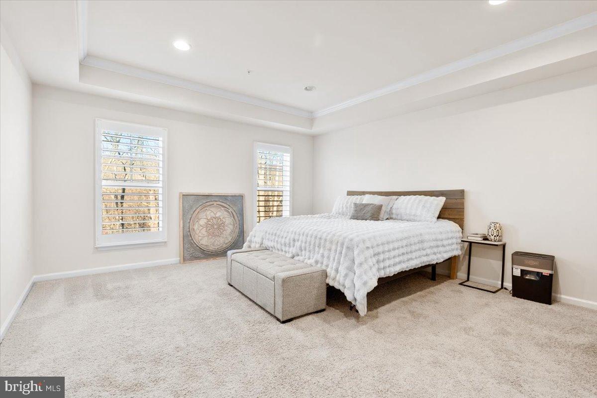 6828 West Shavano Road New Market, MD 21774 - Photo 25 of 58 Spacious bedroom with natural light.