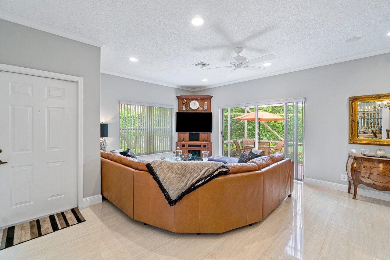 7255 Panache Way Boca Raton, FL 33433 - Photo 11 of 39 011- living Rm.
