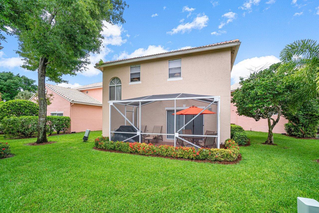7255 Panache Way Boca Raton, FL 33433 - Photo 27 of 39 027- Rear view
