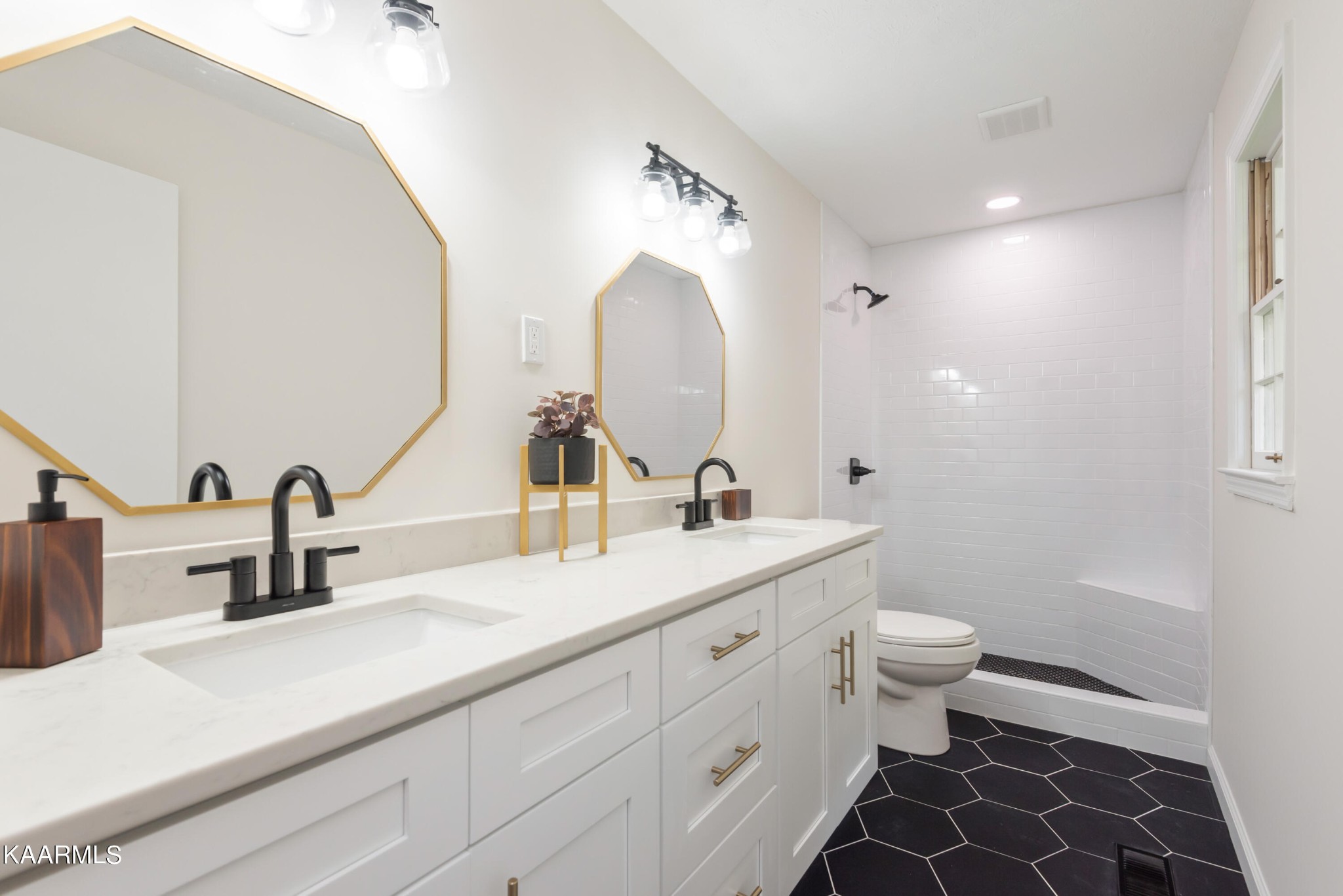 7841 Cedarcrest Road Knoxville, TN 37938 - Photo 19 of 32 Gallery Image 19