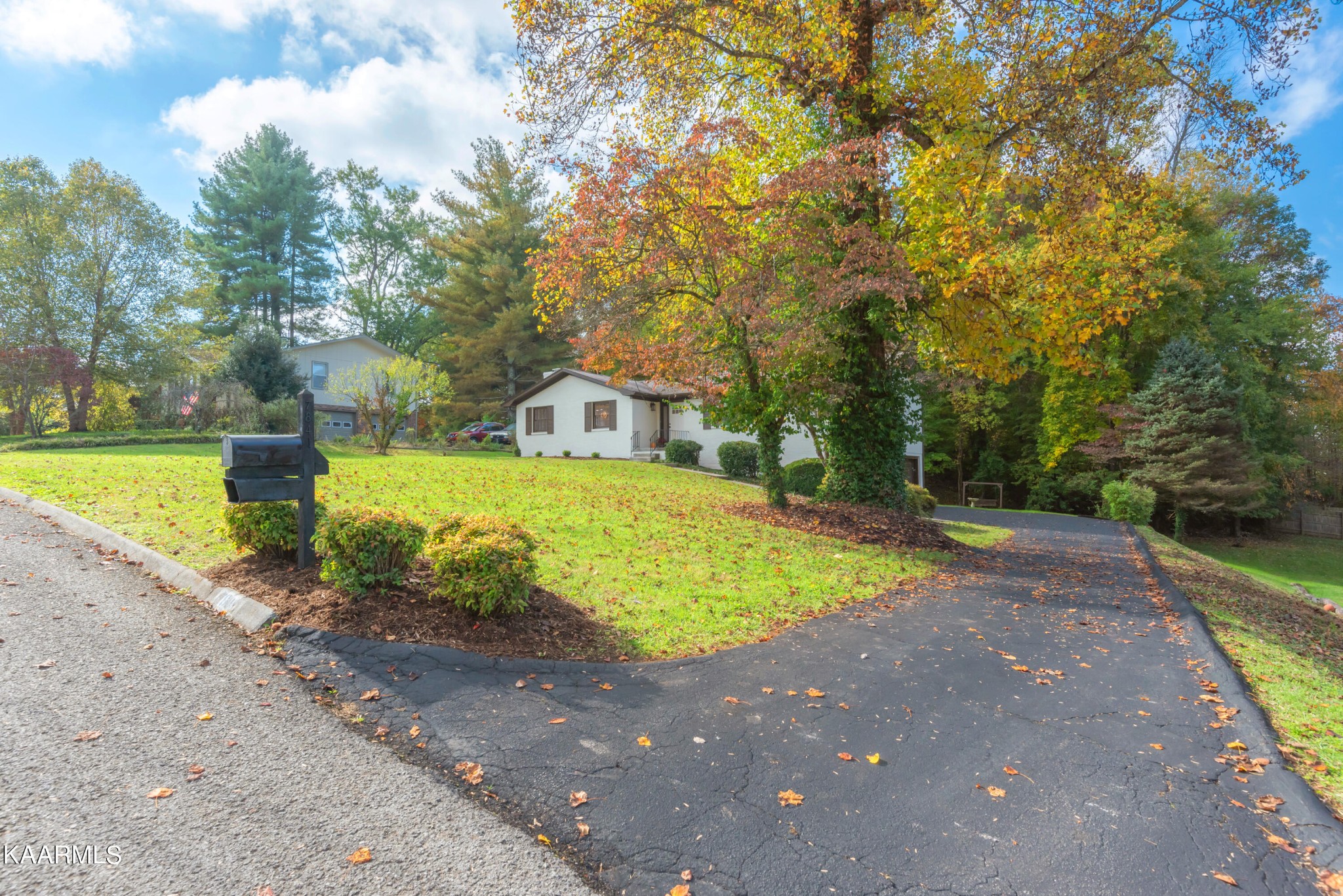 7841 Cedarcrest Road Knoxville, TN 37938 - Photo 2 of 32 Gallery Image 2