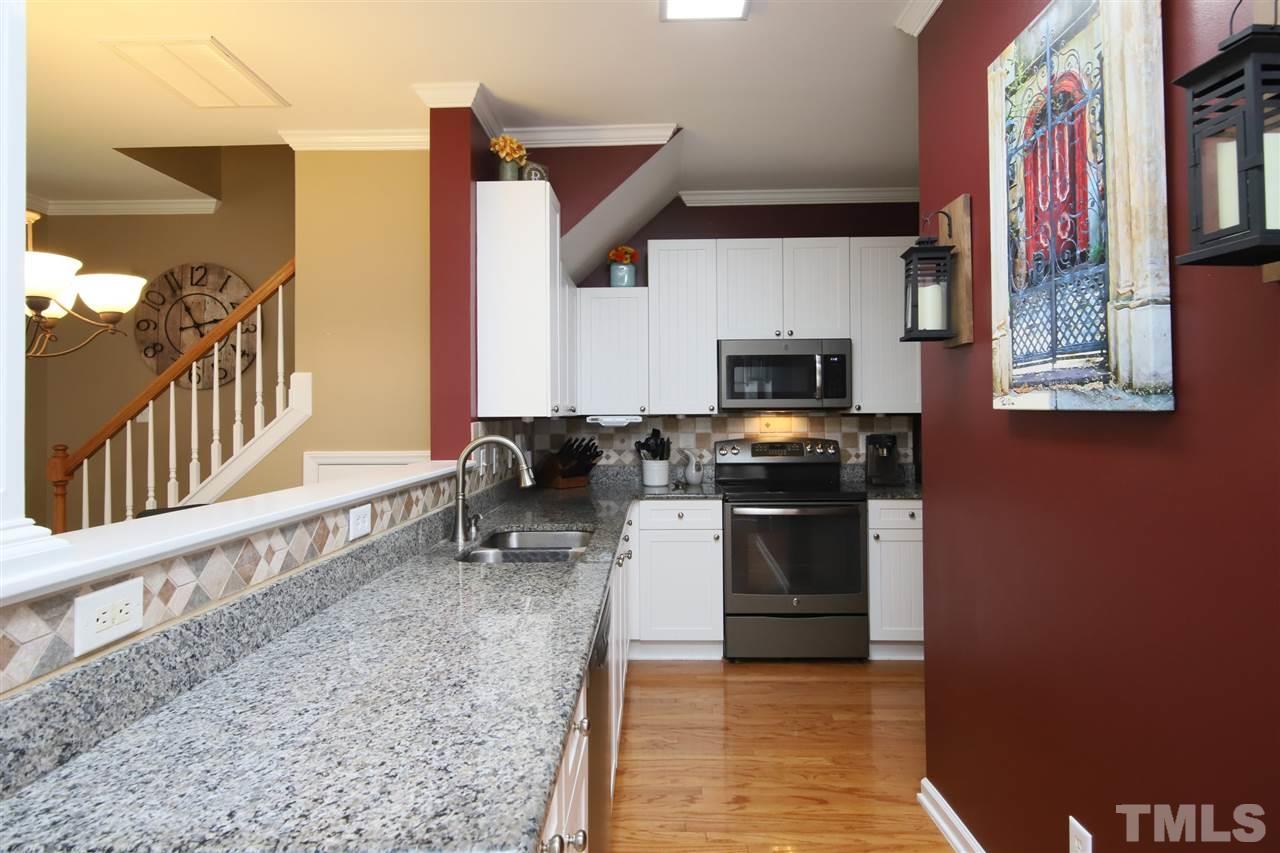 2101 Metacomet Way Raleigh, NC 27604 - Photo 3 of 29
