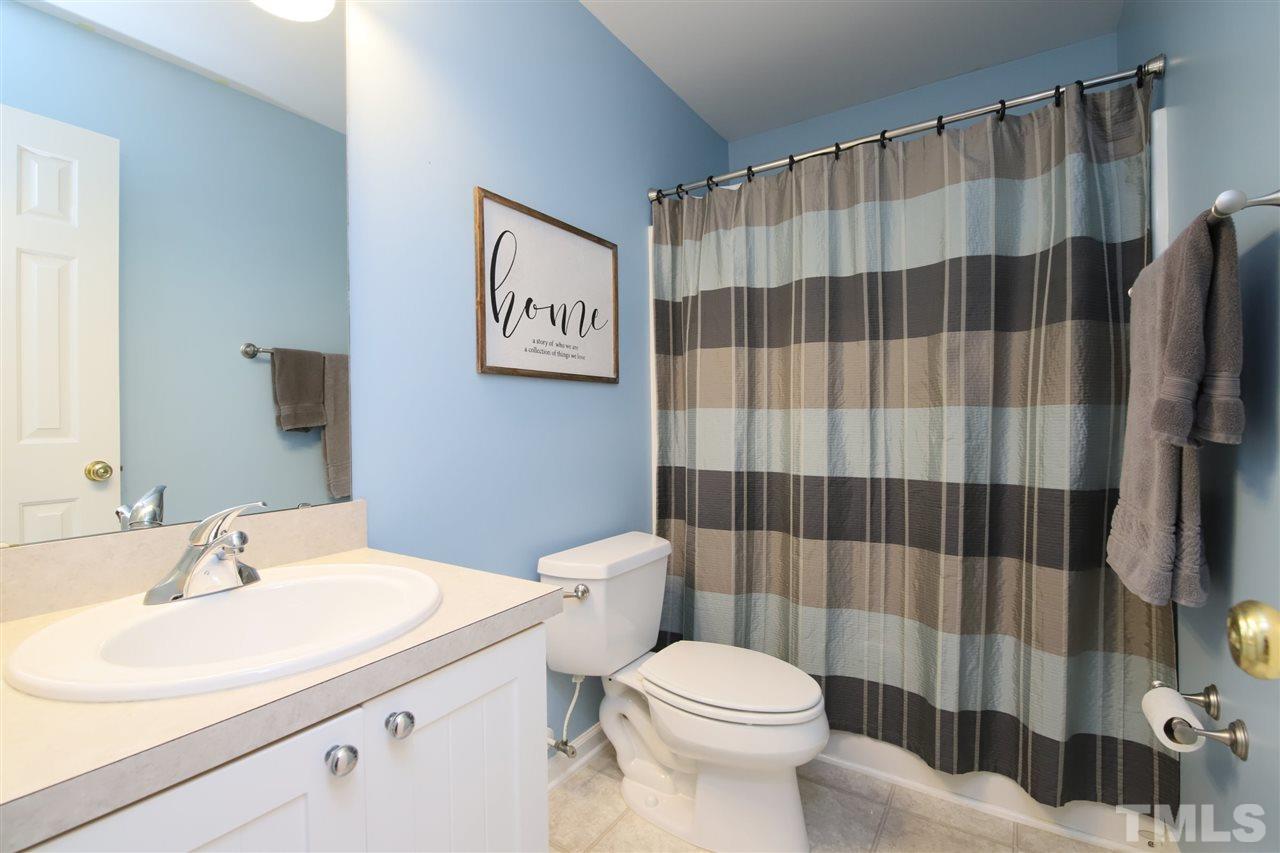 2101 Metacomet Way Raleigh, NC 27604 - Photo 22 of 29