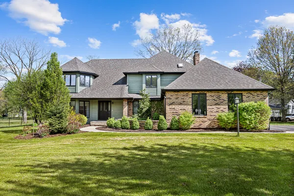 $710,000 | 6N131 Old Homestead Road, St. Charles, IL 60175