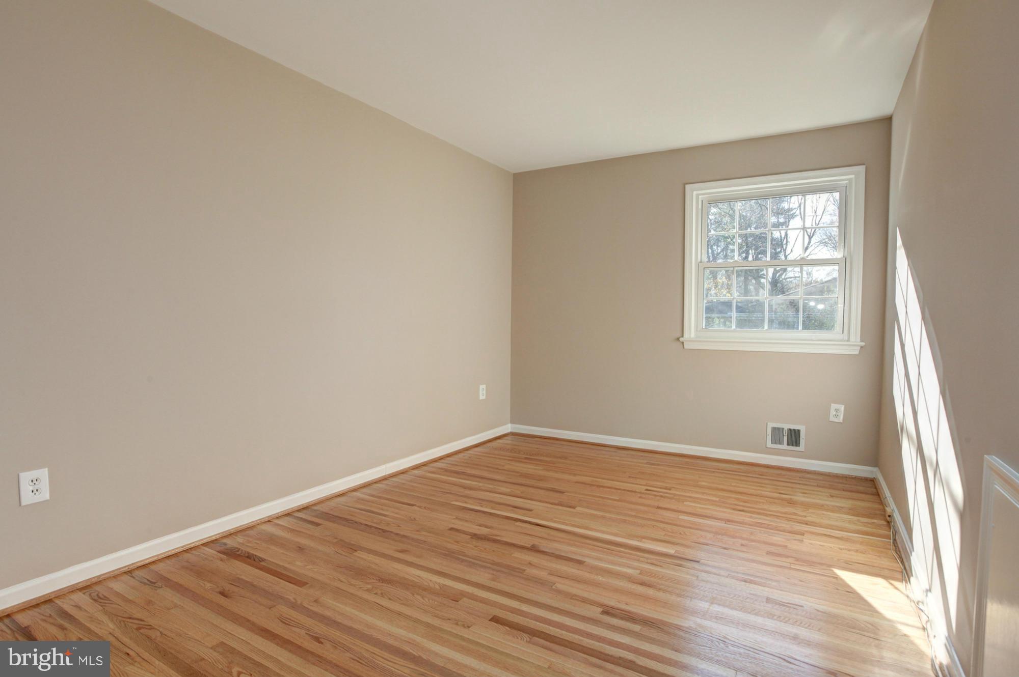 13224 Locksley Lane Silver Spring, MD 20904 - Photo 16 of 30 Bedroom