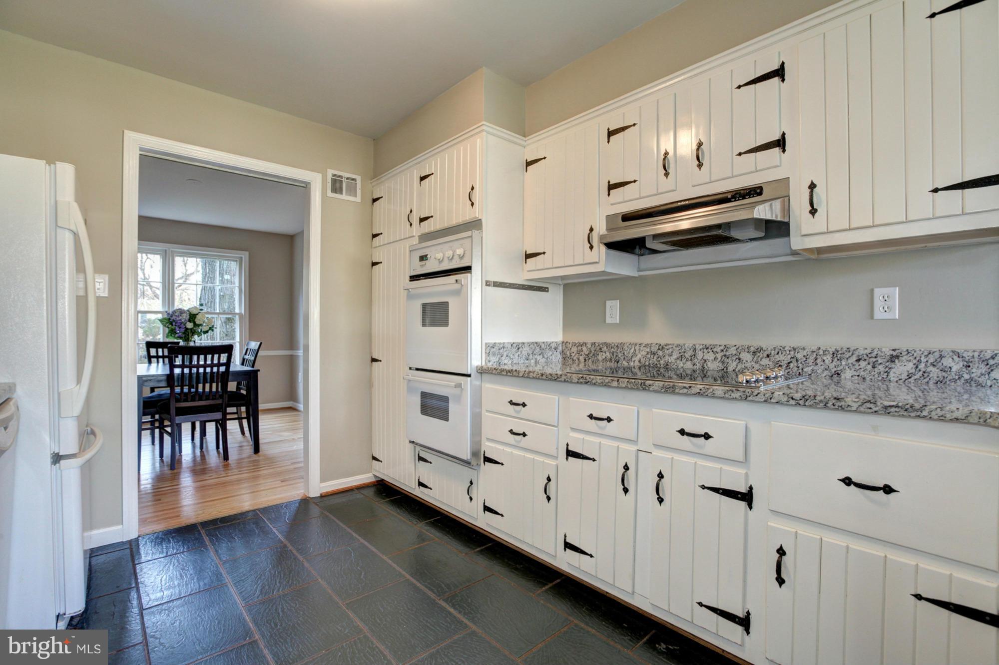 13224 Locksley Lane Silver Spring, MD 20904 - Photo 7 of 30 Kitchen