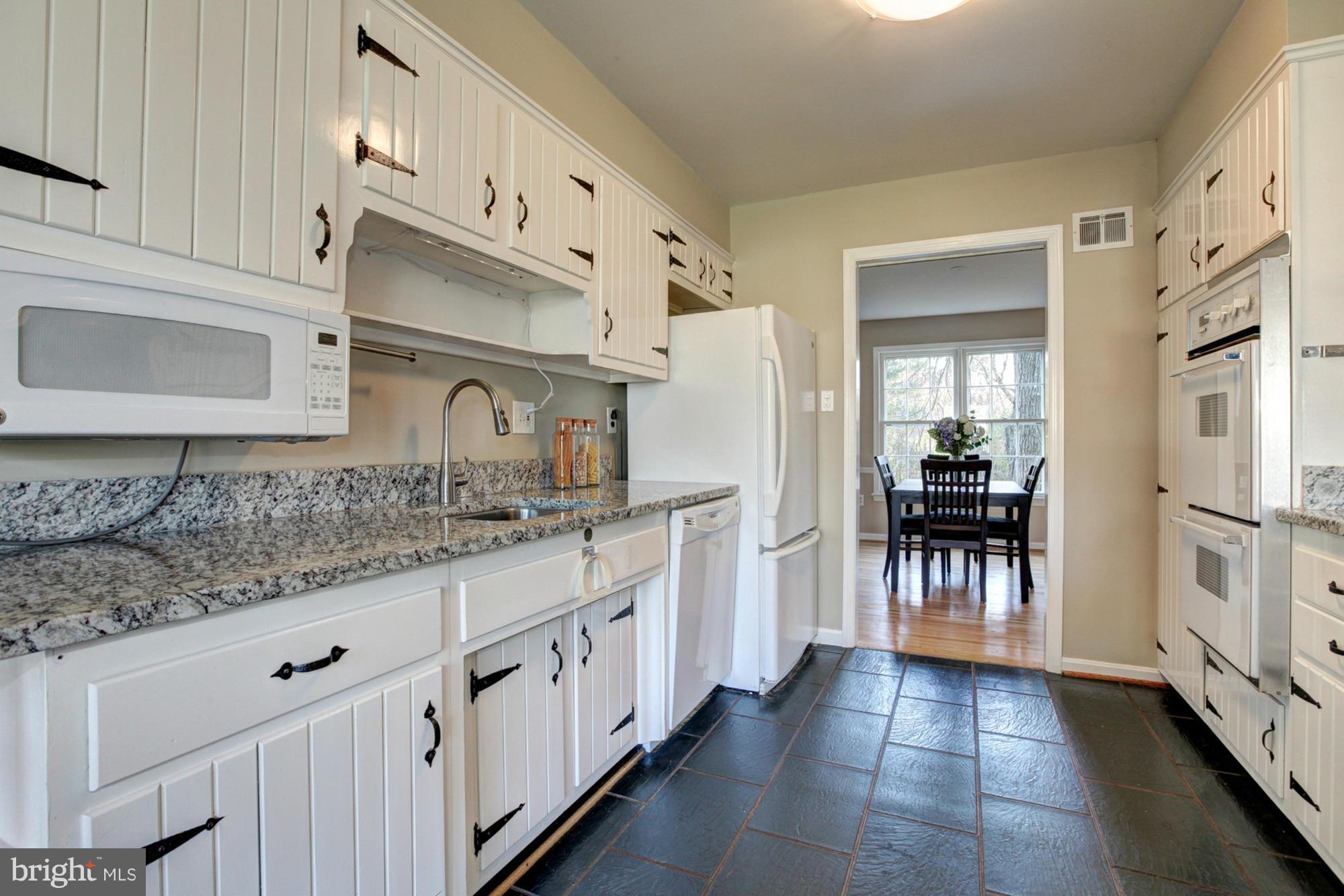 13224 Locksley Lane Silver Spring, MD 20904 - Photo 8 of 30 Kitchen
