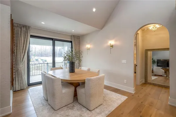 $1,295,000 | 6009 Northwest 58th Street, Kansas City, MO 64151