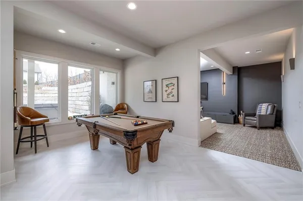 $1,295,000 | 6009 Northwest 58th Street, Kansas City, MO 64151