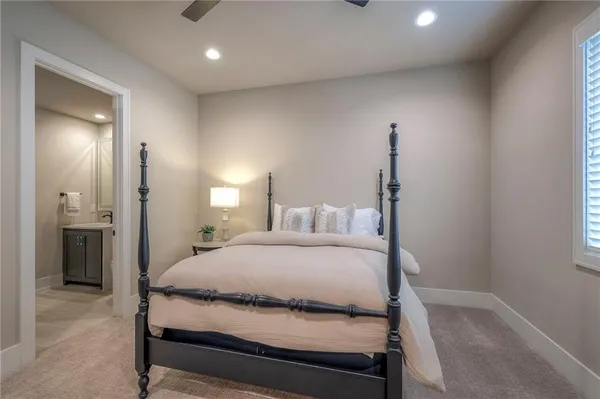 $1,295,000 | 6009 Northwest 58th Street, Kansas City, MO 64151