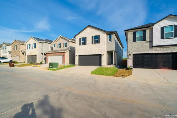 $2,800 | 14839 North Vance Jackson, Unit 1502, San Antonio, TX 78249