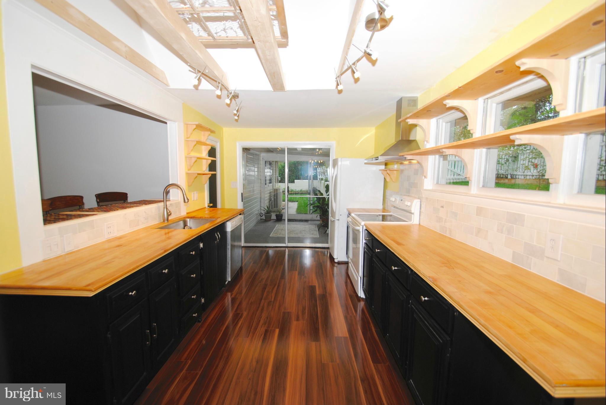 9 Dogwood Road Riva, MD 21140 - Photo 10 of 30 Kitchen