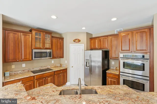 $695,000 | 9114 Ashworth Court, Waldorf, MD 20603