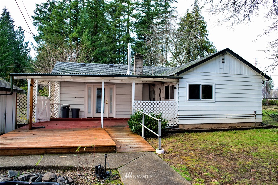 80 Southeast Collier Road Shelton, WA 98584 - Photo 2 of 25 Gallery Image 2