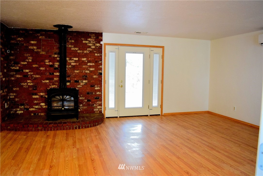 80 Southeast Collier Road Shelton, WA 98584 - Photo 6 of 25 Gallery Image 6