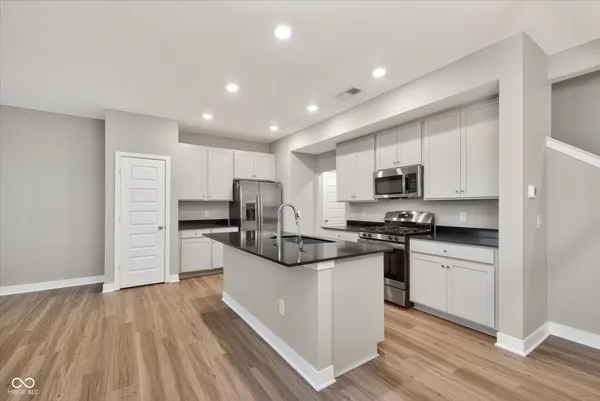 $254,900 | 9847 Kenwood Street, Avon, IN 46123