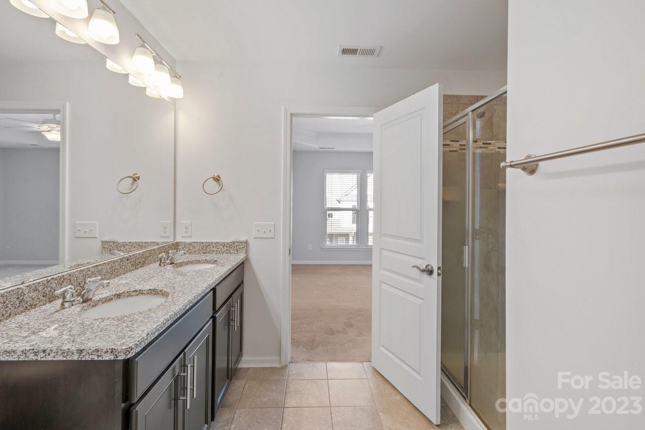 6244 Rockefeller Lane Charlotte, NC 28210 - Photo 20 of 38 Gallery Image 20