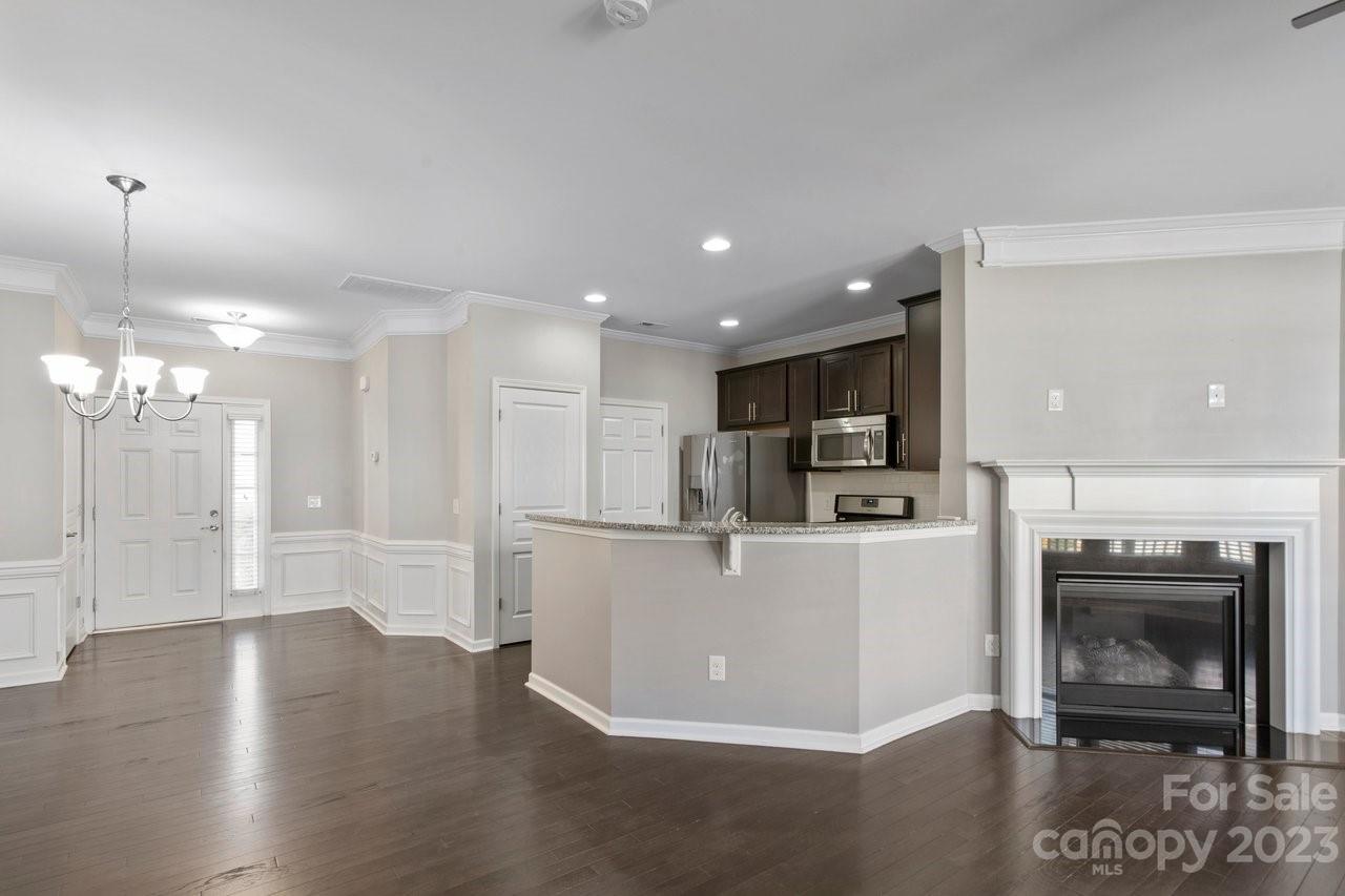 6244 Rockefeller Lane Charlotte, NC 28210 - Photo 10 of 38 Gallery Image 10