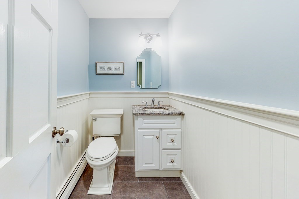 11 Spring Valley Road Medfield, MA 02052 - Photo 21 of 39 Gallery Image 21