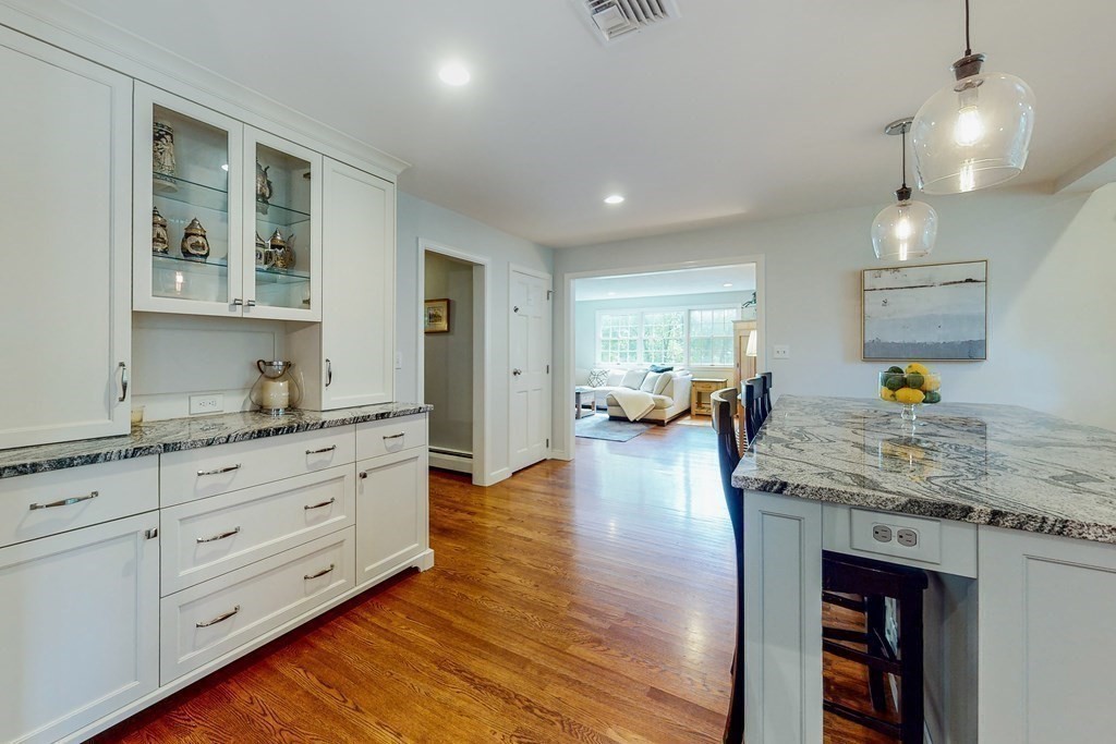 11 Spring Valley Road Medfield, MA 02052 - Photo 3 of 39 Gallery Image 3