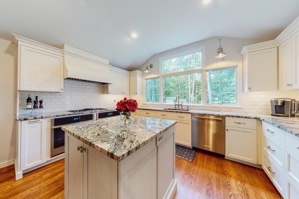 11 Spring Valley Road Medfield, MA 02052 - Photo 6 of 39 Gallery Image 6