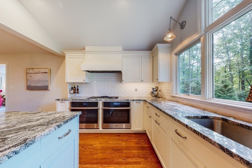 11 Spring Valley Road Medfield, MA 02052 - Photo 7 of 39 Gallery Image 7